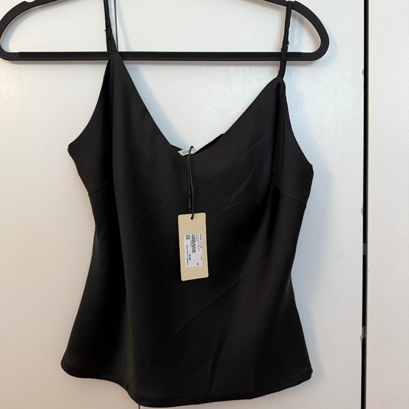 Gab & Kate Black Satin V-Neck Cami | NWT | Size S | Mixology - Picture 1 of 1